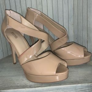 Michael Kors Beige Patent Stilettos Size 9.5M